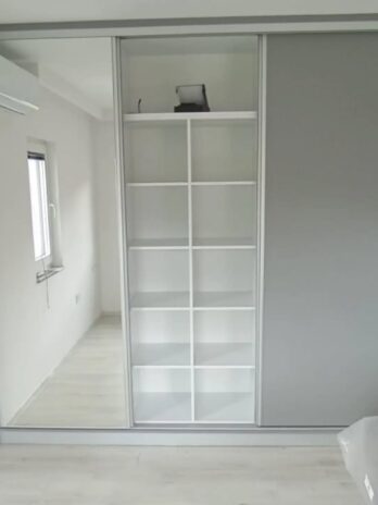 Ormar po mjeri sivi medijapan mat