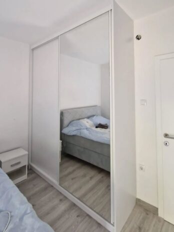 Ormar po mjeri bijeli mat